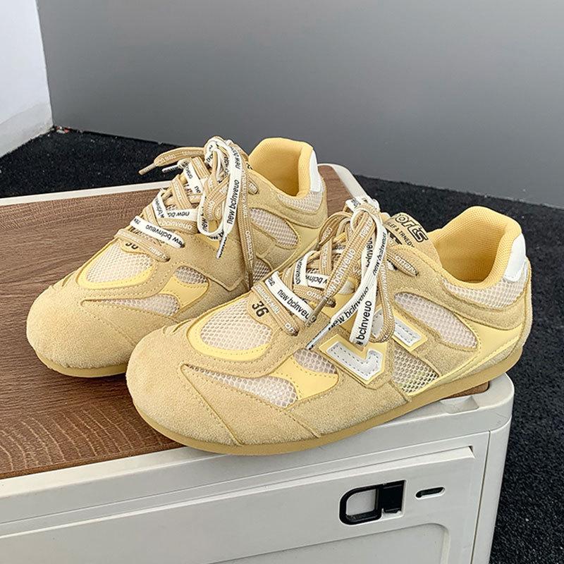 

Mesh breathable casual sports shoes 2025 summer show small non-slip inner height increase German training shoes travel running women s shoes 35