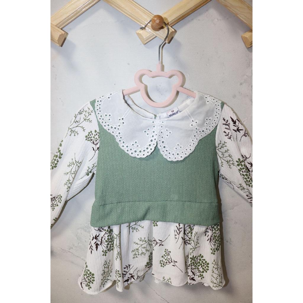 Stilig binærsett for jenter - Blomstermønstret bluse og moderne bukser