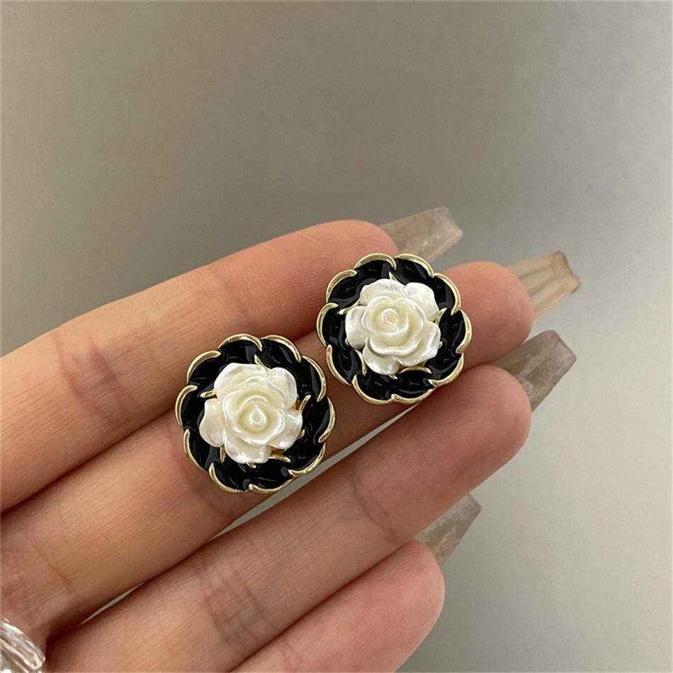 Korean Unique Camellia Black White Stud Earrings for Women Piercing Ear Jewelry Pendientes Earring