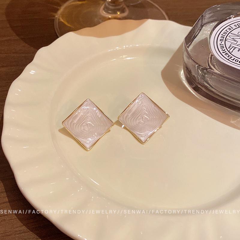 Silver Needle White Drip Glaze Square Stud Earrings Women's Retro Light Luxury Temperament Geometric Earrings Commuter Earrings