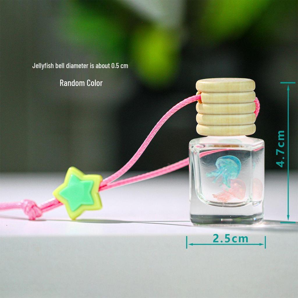 Colorful Q Version Jellyfish Crystal Pendant - Rhombus Flowing Sand Design