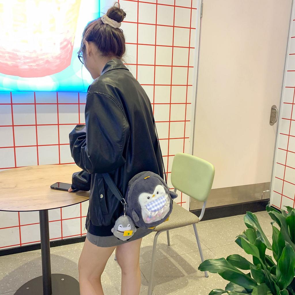 New Plush Cartoon Penguin Shoulder Bag 2025 New Girl Cute Student Going Out Oblique Span Bag Female