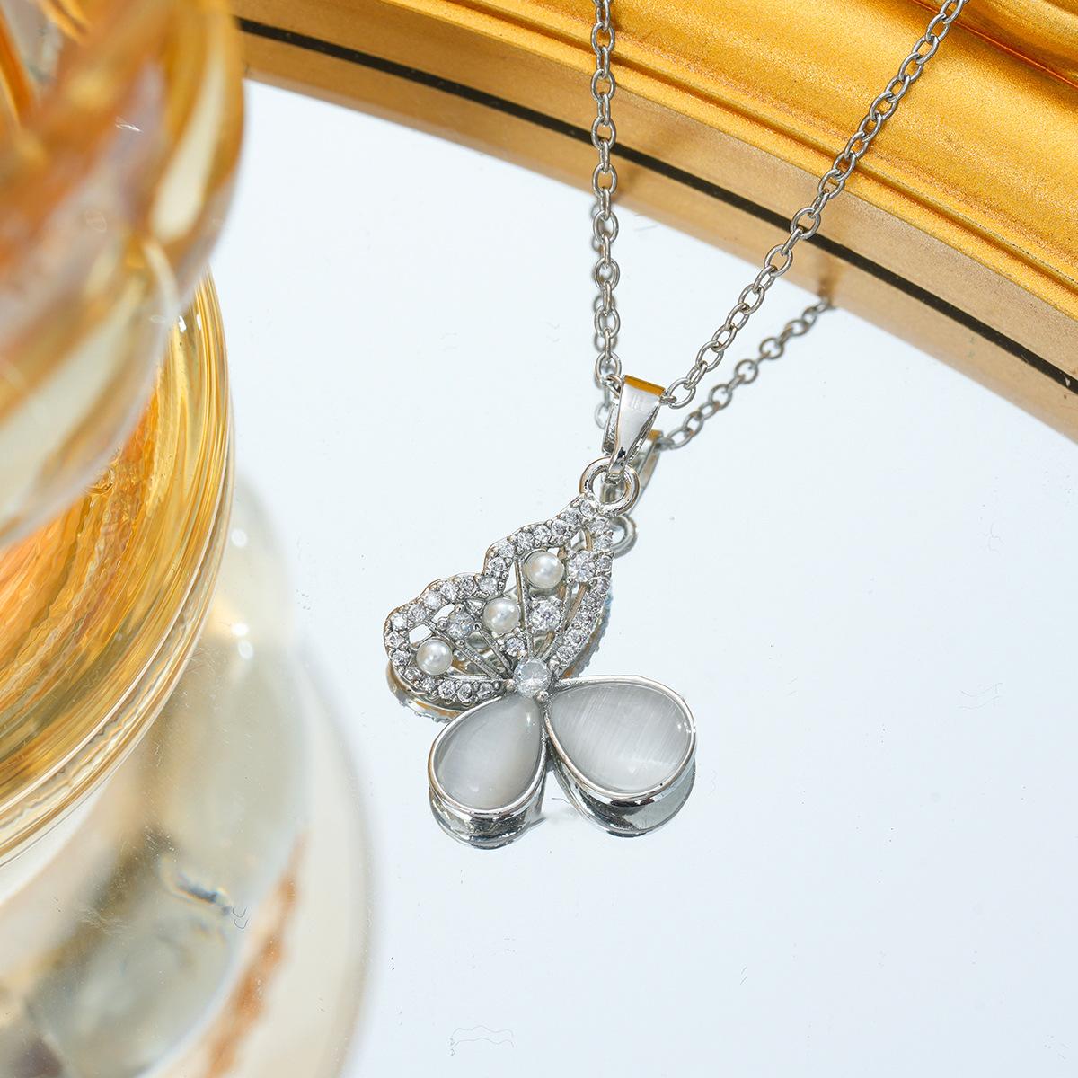 

Ожерелье с бабочкой из кошачьего глаза для женщин, универсальная высококачественная цепочка на ключицу, темперамент