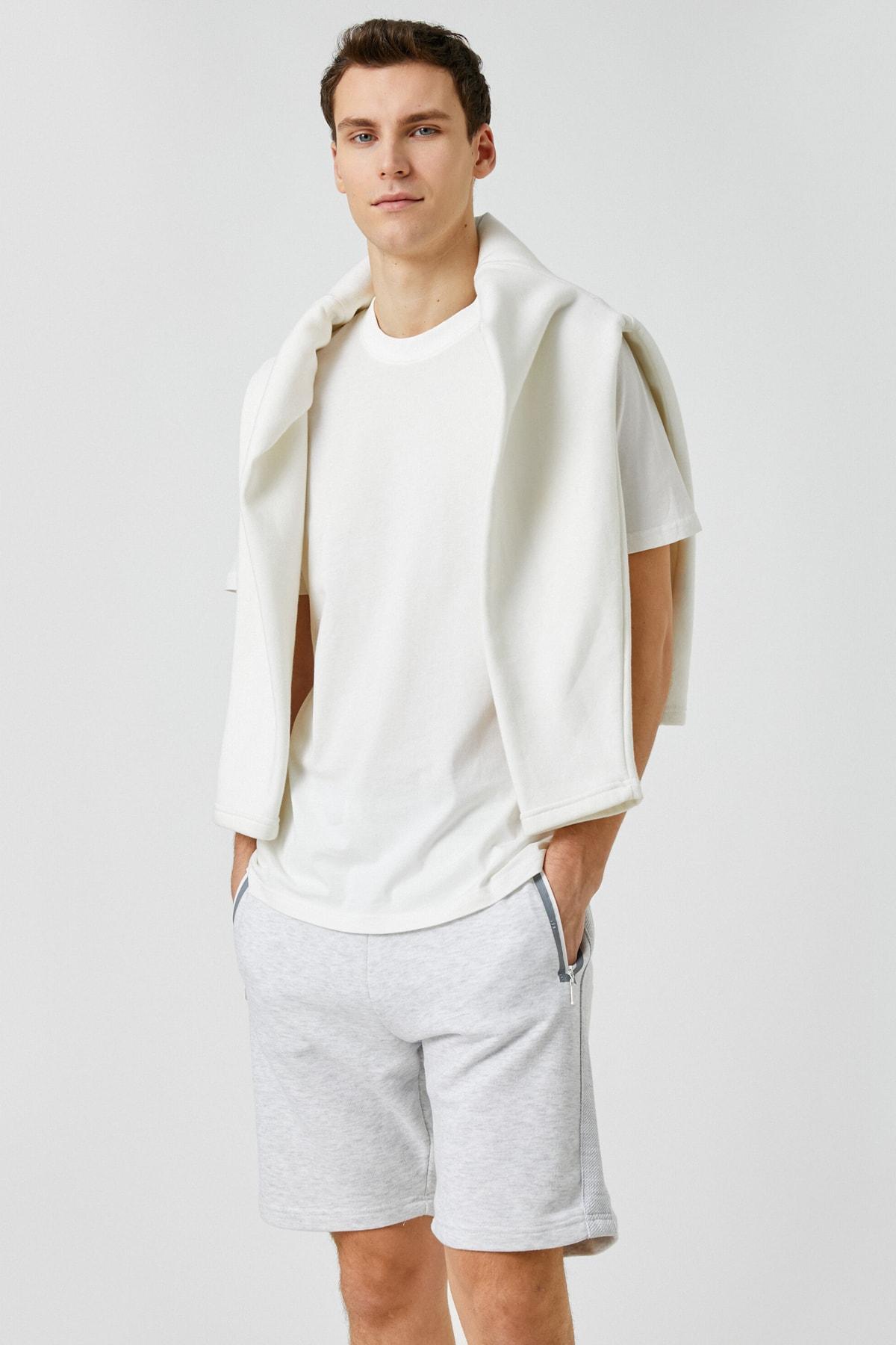 

Шорты - Серый - Нормальная Талия..