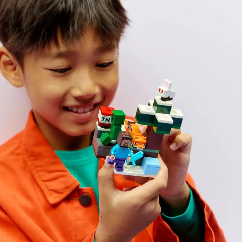 LEGO 21583 Steve's Taiga Adventure Block Toys