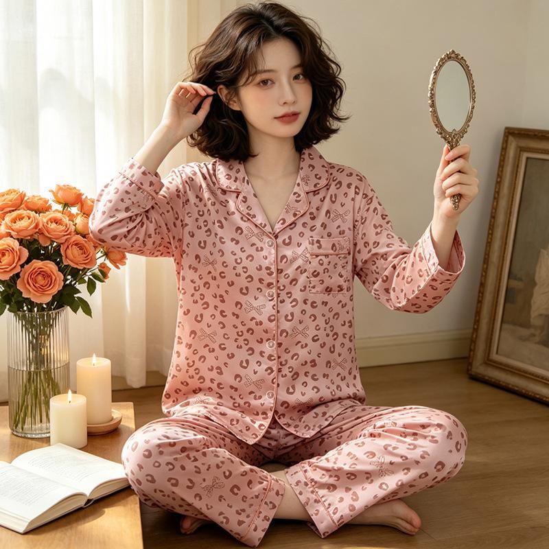 Sweet and high-value butterfly print ice silk pajamas women's ins loungewear long-sleeved trousers two-piece set