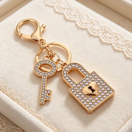 Keychain Pendant Rhinestones Inlaid Concentric Lock Design Couple Key Chain with Anti-Oxidation Lobster Clasp Backpacks Accessory