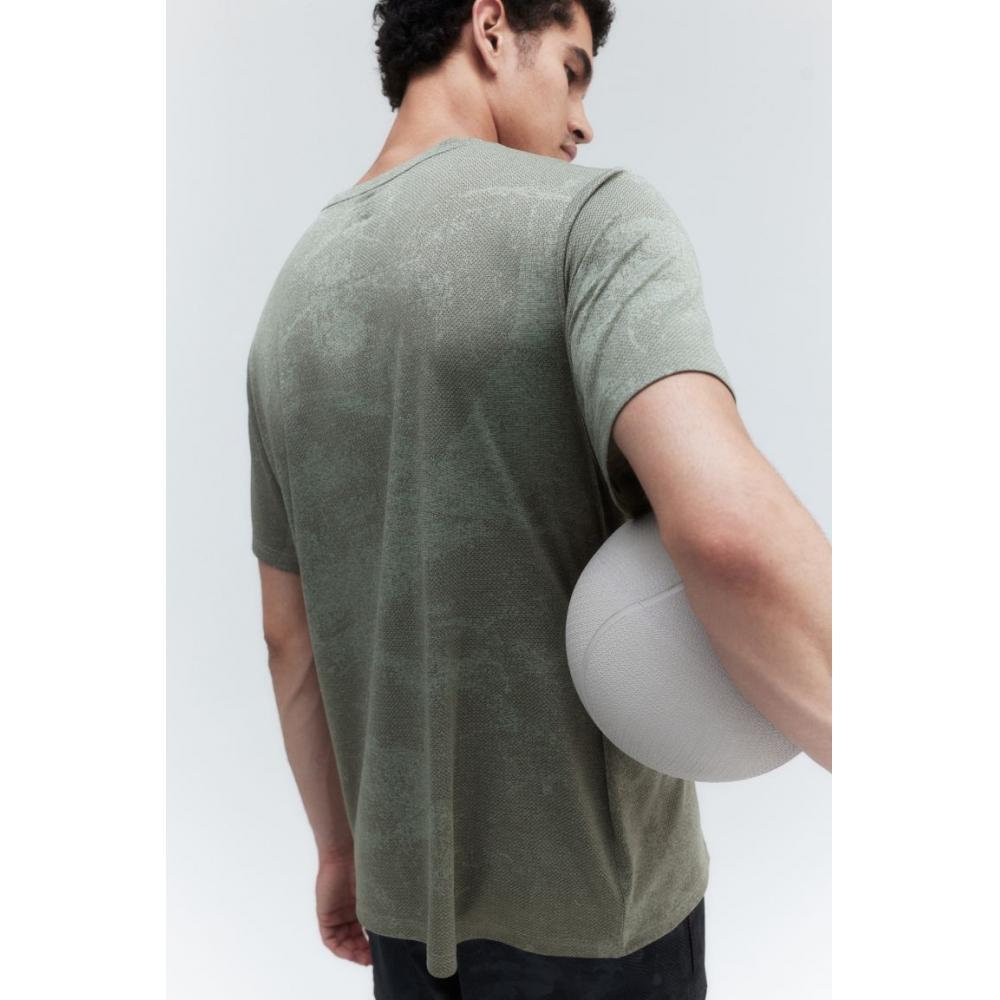 H M dryMove Sport Top kHaki Green Pattern