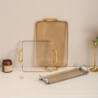 Elegantes Kunststoff-Serviertablett mit zwei Griffen für Snacks und Dekorationen