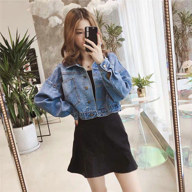 Women's Korean-Style Loose Denim Jacket, Petite, Spring/Autumn 2025 Trend.