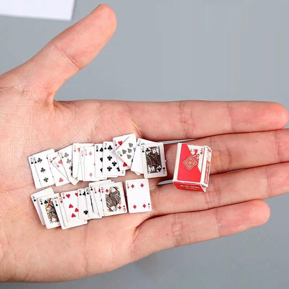 

Mini Poker Fun Card Student Stress Relief Board Game Small Toy Casual Fingertip Poker Easy To Carry Party Multiplayer Game