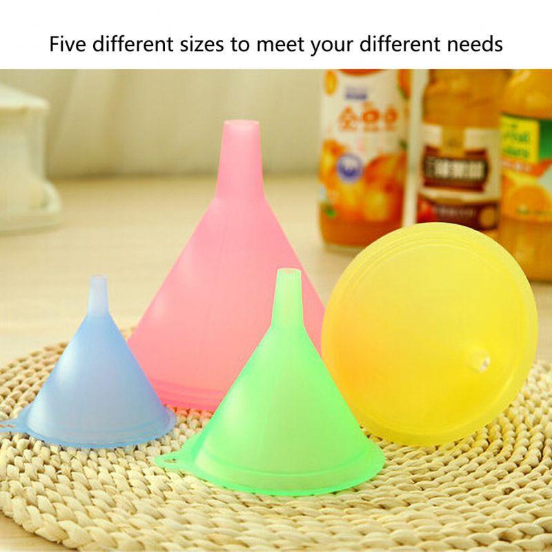 5Pcs/set Plastic Funnel Set for General Purpose Lab Car Kitchen Home Tools