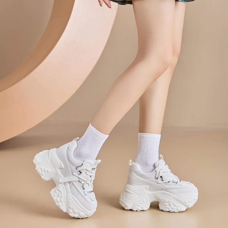 Inner height increase dad shoes women 2025 summer new explosion leisure sports show feet small muffin sports shoes foreign style genuine