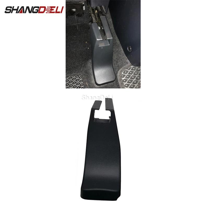 Copertura Trim Footwell Anteriore Posteriore Vite Base Posteriore per Mitsubishi Outlander ASX ANCORAGGIO SEDILE ANTERIORE