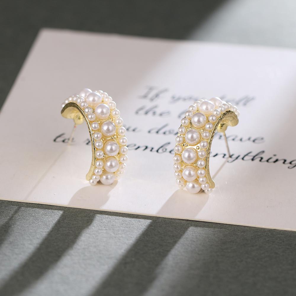 Simple Creative Exaggerated Pineapple Love Heart-shaped Geometric Chain Earrings Women Personality Geometric Girl Earrings