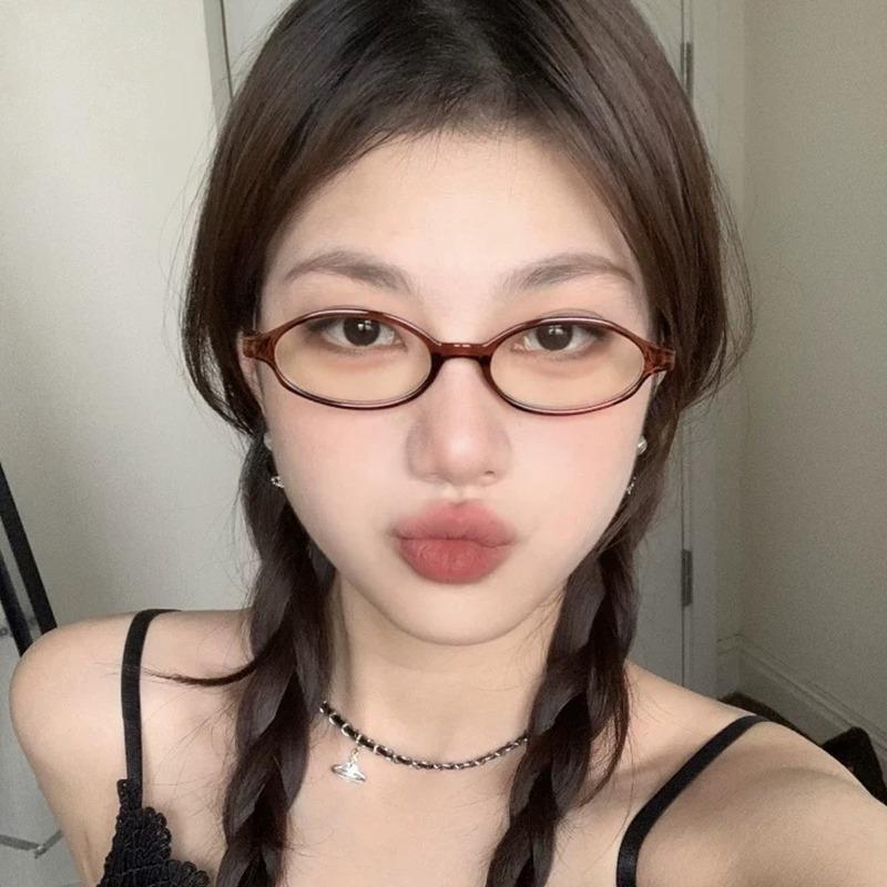 New Retro Oval Small Frame Flat Mirror Y2K Women Anti Blue Light Eyeglasses Personalized Fashion Glasses