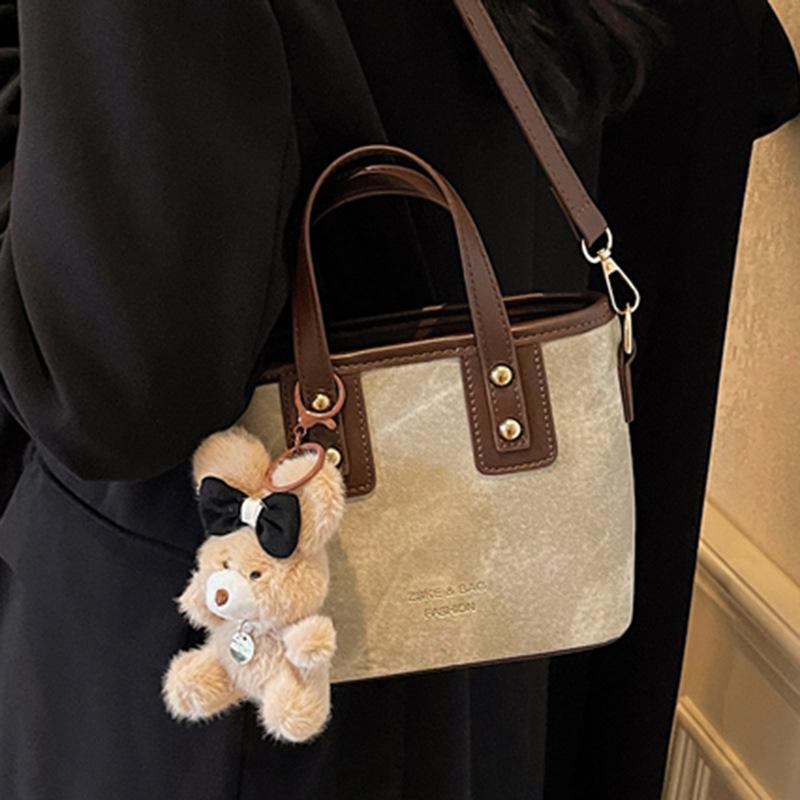 Handbag Small Fresh Bag Women's 2025 New Shoulder Bag Crossbody Bag Fashion Niche Bucket Texture Casual Women's Bag