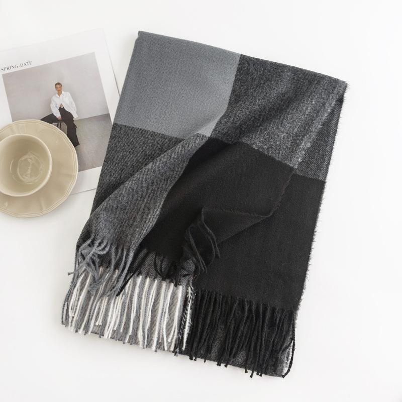 Elegant Temperament Scarf for Women Fashionable Commuter Imitation Cashmere Scarf Plaid Warm Shawl Neck Protector Cold Protection Scarf