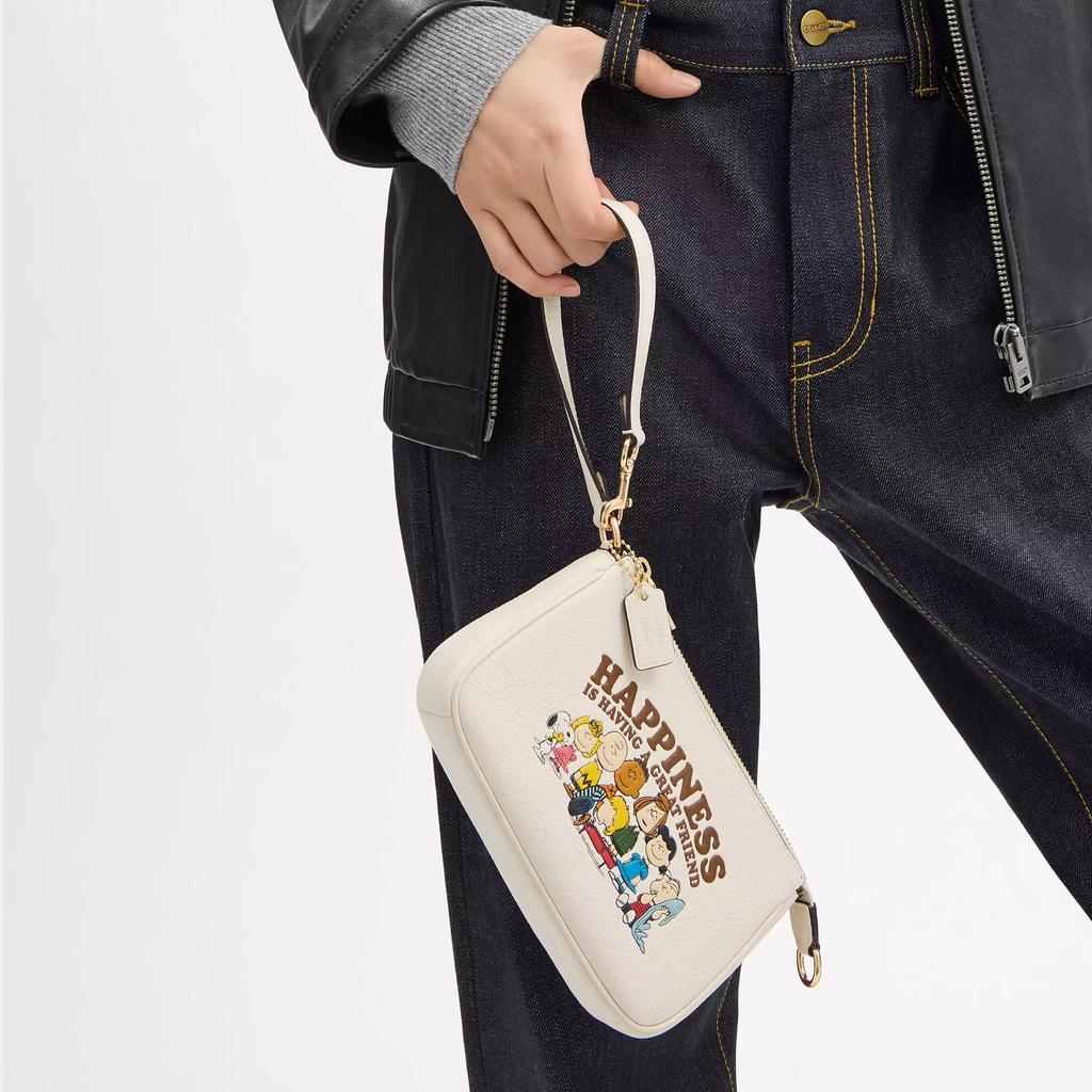 Coach X Peanuts Snoopy Collaboration Nolita 19 Cartoon Print Hardware Accessories Litchi Grain Leather Mahjong Bag Handbag Small CBM76-IMCAH