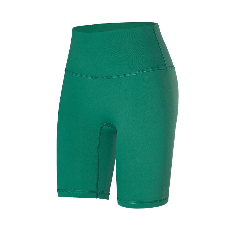 Plus Size Yoga Set: Beautiful Back, High Waist Shorts, Quick Dry Fitness Outfit