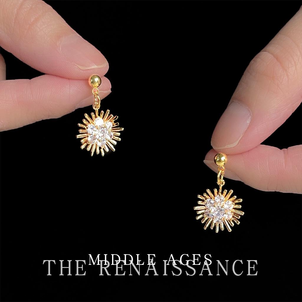 Sunflower~ French retro zircon flower stud earrings for women