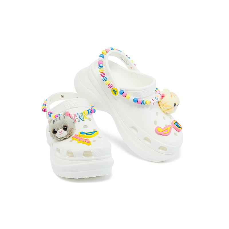 Crocs Nana z pokojem 1042 X Crocs Kot Sportowe Wielokolorowe Sandały Damskie