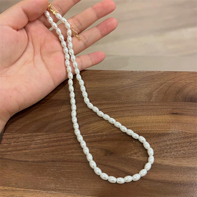 Light luxury high-quality pearl necklace women's new trendy fashion collarbone chain temperament love pendant neck chain