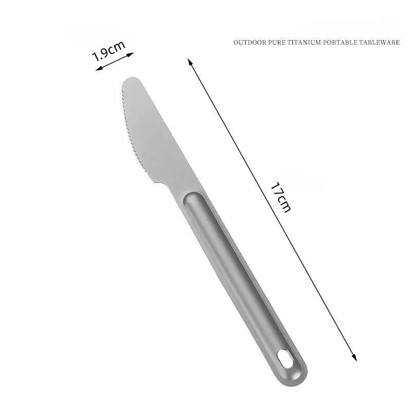 

1/4Pcs Portable Camping Titanium Metal Long Handle Anti Scalding Anti-Slip Spoon Fork Light Weight Tableware 01