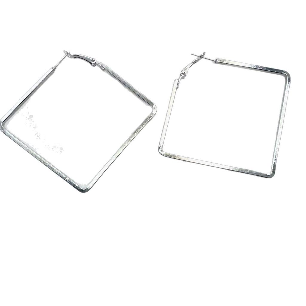 European & American Fashion Rhombus Square Earrings - Bold, Exaggerated Studs with a Stylish, Confident Flair for Women