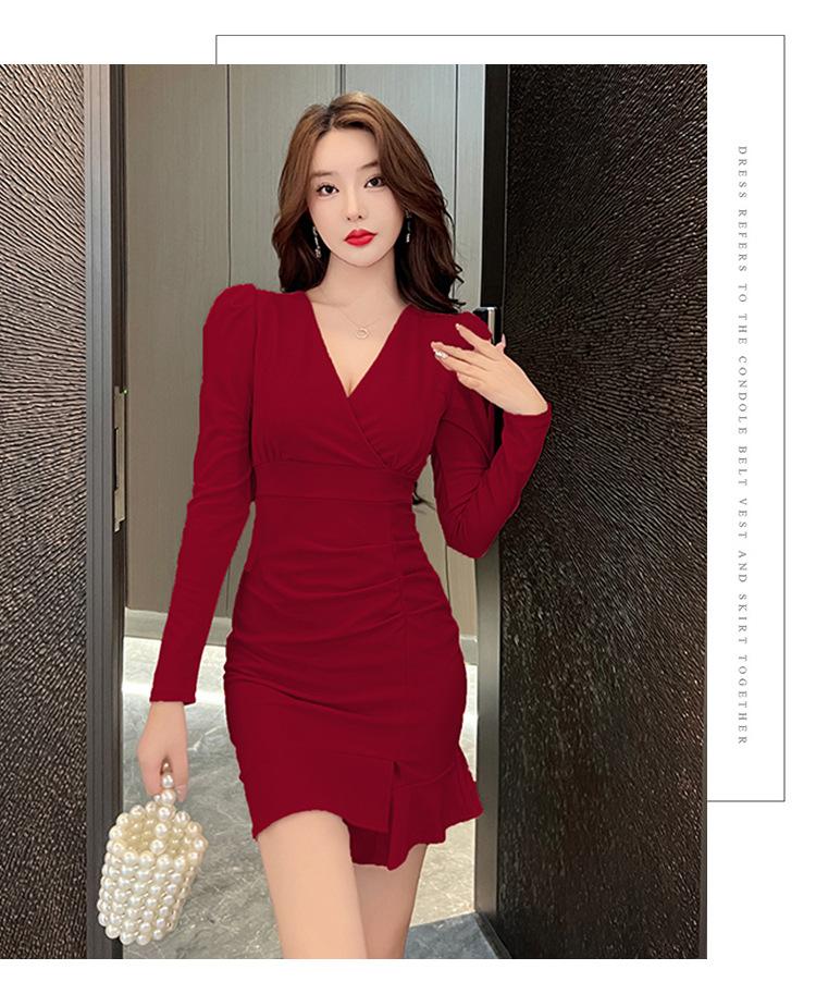 Sexy bottoming hip skirt New women's clothing Celebrity temperament Muse fan v-neck slim dress