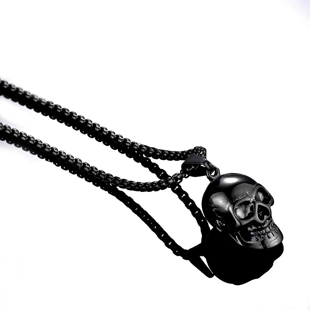 Exaggerated Personality, Oversized Skull Necklace Men'S Fashion Popular Halloween