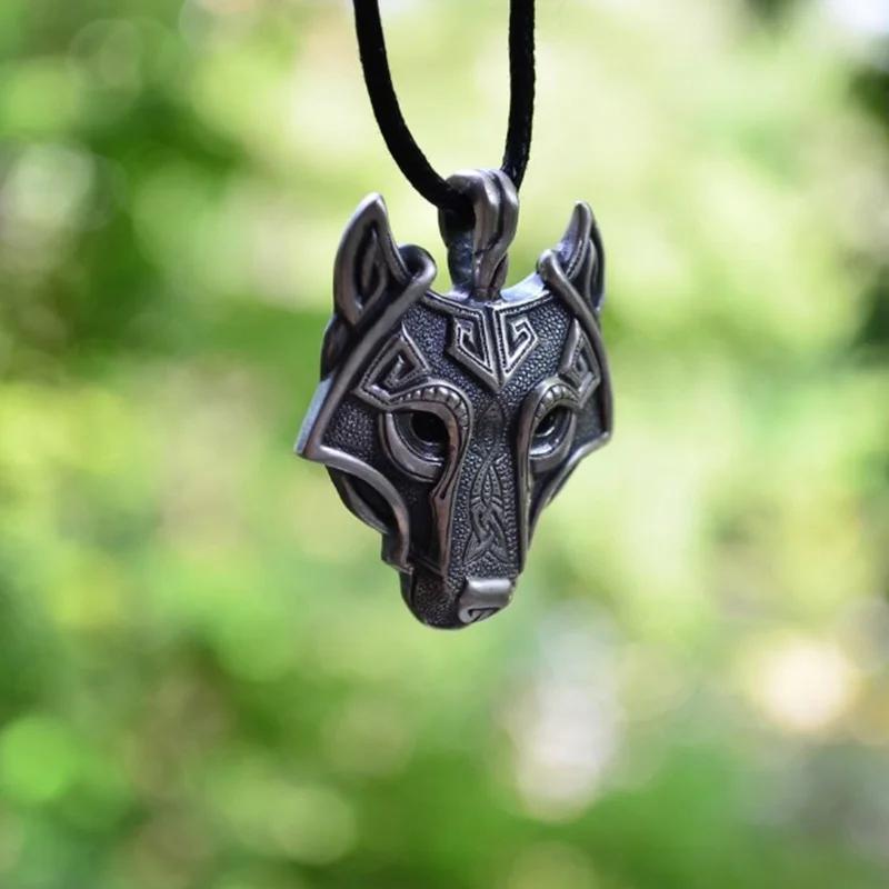Vintage Jewellery Tibetan Silver Wolf Head Pendant Necklace for Men Amulet Animal Viking Jewelry Collar Hombre Creative Gifts