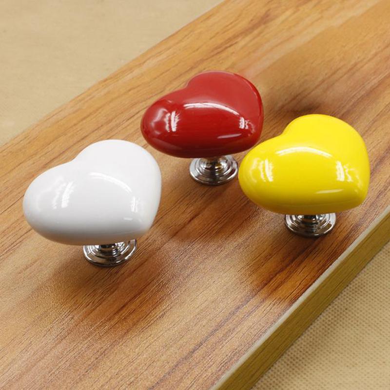 1/2Pcs Colorful Heart Shaped Toilet Press Button Water Tank Push Switch Nail Art Assistant Cabinet Door Drawer Handle