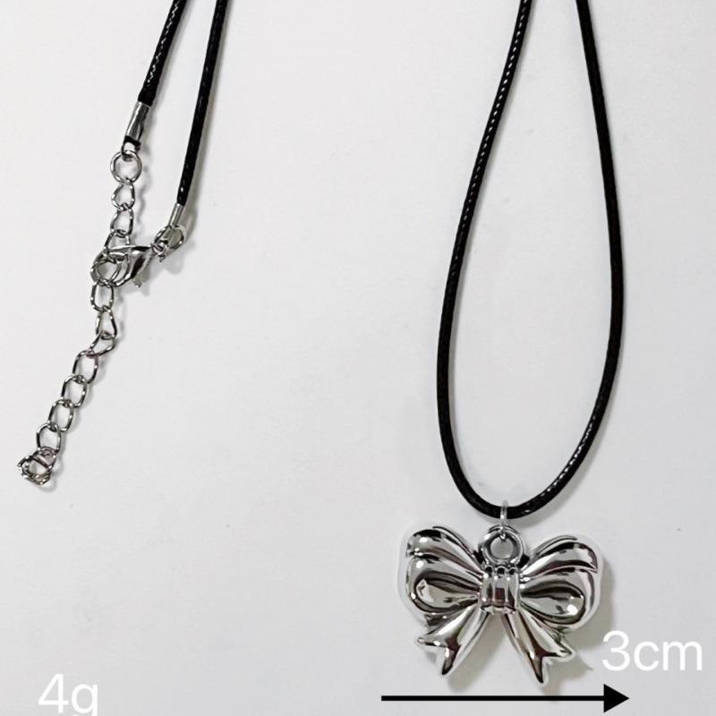 Korean-Style Silver Beaded Bow Necklace - Elegant Clavicle Chain for Women