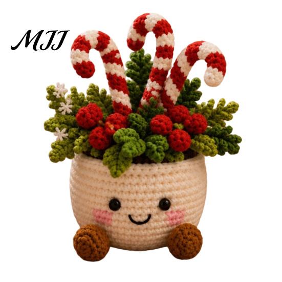 Festive Home Tabletop Decor Simulated Crochet Christmas Potted Decor, Knitted Mini Artificial Tree Flower Decorative Yarn Craft for Ornament,