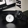 Business Watch Men'S Trend Fashion Magnetic Buckle Luminous Quartz Watch
