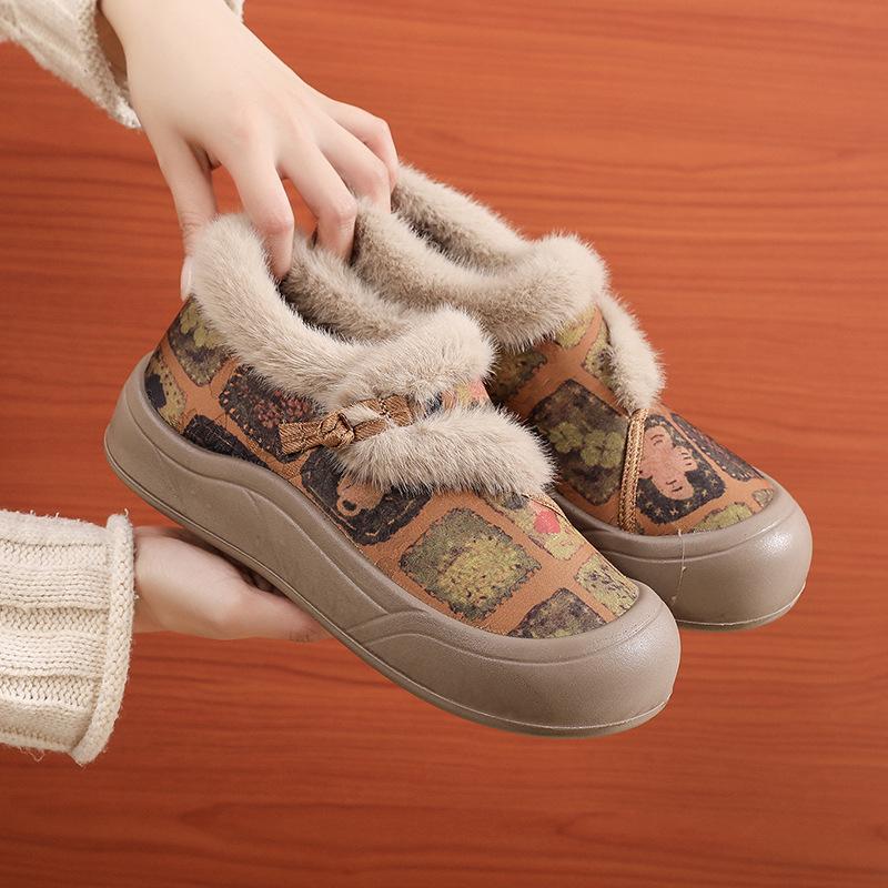 2025 winter old Beijing cloth shoes non-slip soft-soled Mao Mao shoes comfortable warm and comfortable new Chinese Hanfu women's cotton shoes