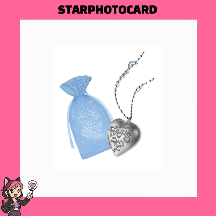 

[READY STOCK] HEARTS2HEARTS - [ FOCUS ] 1ST MINI ALBUM (HEART LOCKET Ver.) HEART LOCKET Ver