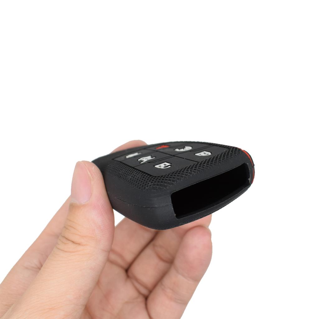 For Chevy Chevrolet Tahoe Suburban GMC Yukon Silicone 6 Buttons Car Key Fob Ring Chain Cover Case Rubber Protection 2021-2025