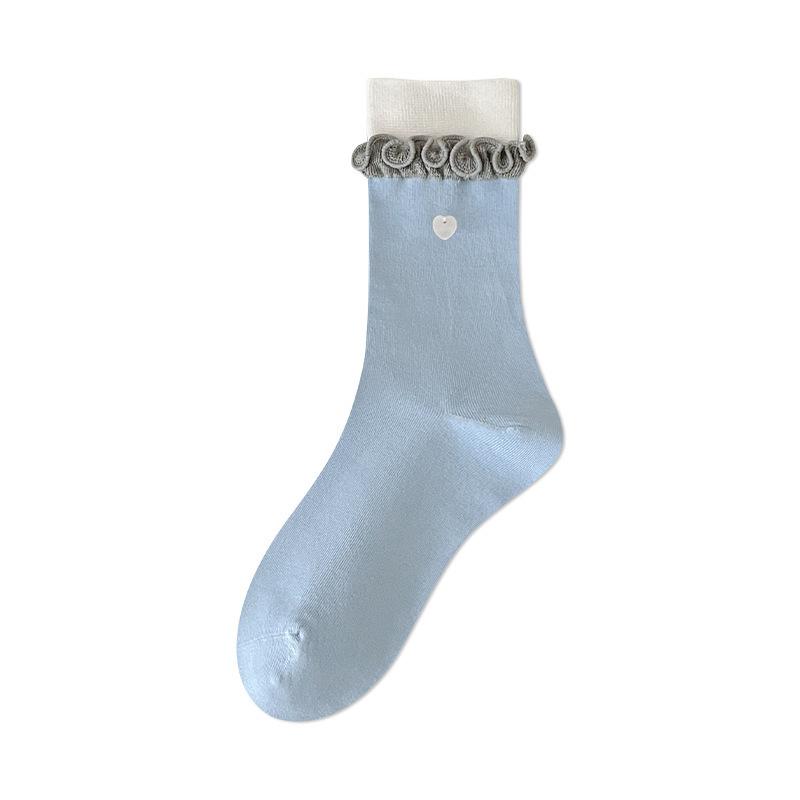 Boneless Female Spring and Autumn Socks, Black Ear-rimmed Heart-shaped Button Shell Mid-calf Socks, Sweet