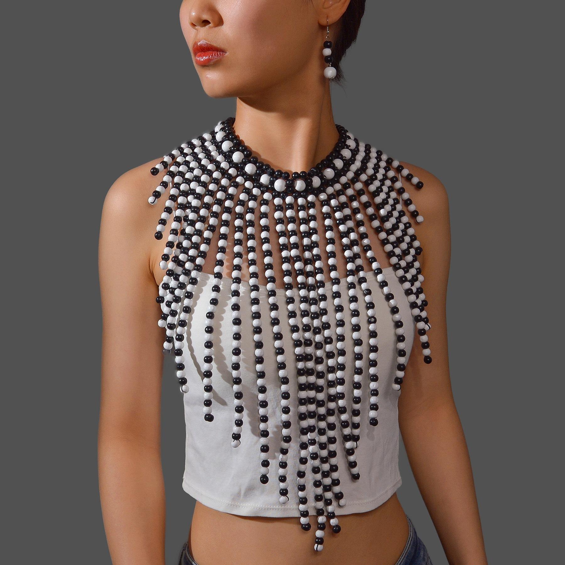 

Модные преувеличенные ручные плетеные бусины короткие ожерелья серьги комплект, ожерелье ювелирные изделия для женщин белый