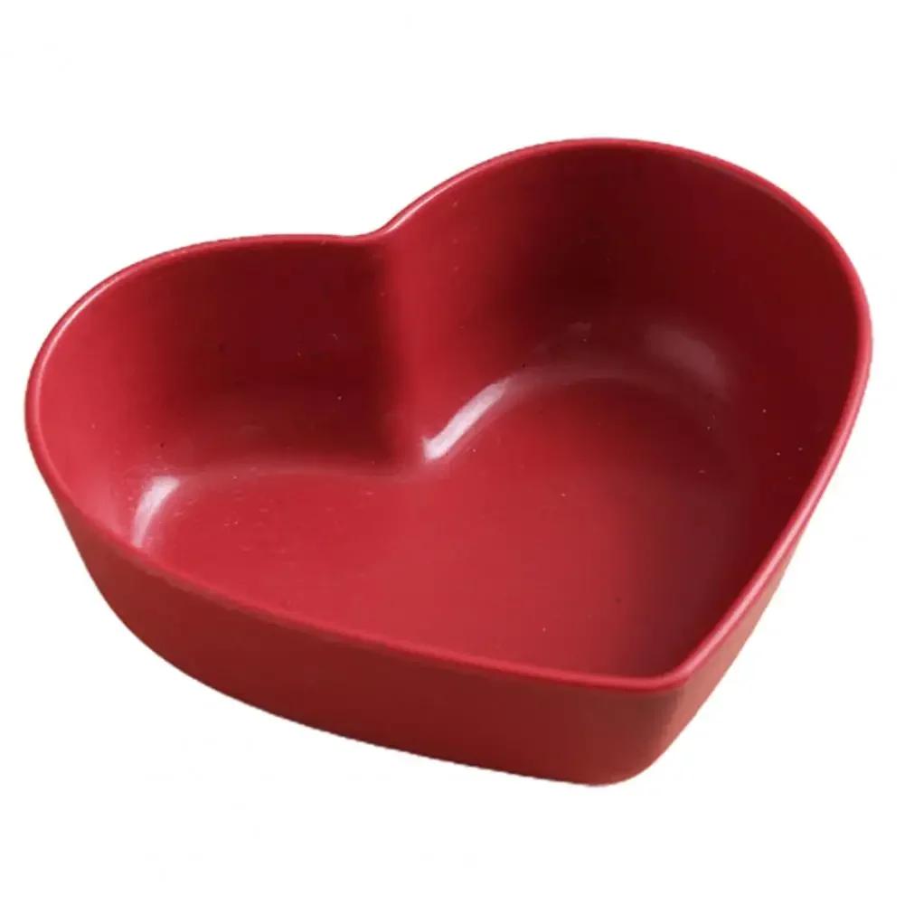 Convenient Serving Plate Easy to Clean Dessert Dish Heart-shaped Food Grade Snack Plate  Pack Food