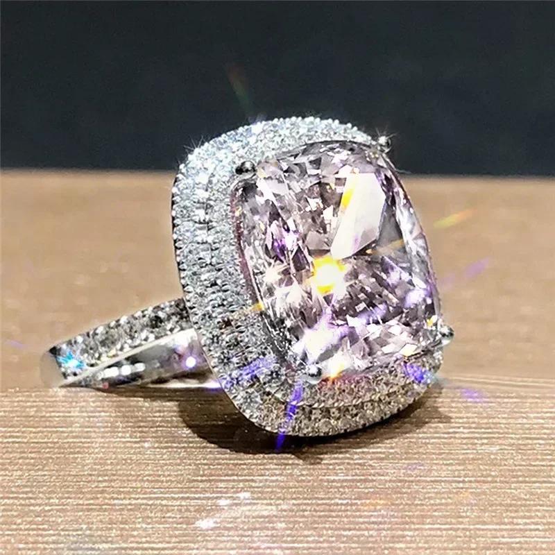 Nuovo Anello da Donna Hyperbole per Festa Cocktail Con Enorme Zircone Cubico Azzurro Montatura a Griffa Regalo di San Valentino per Moglie