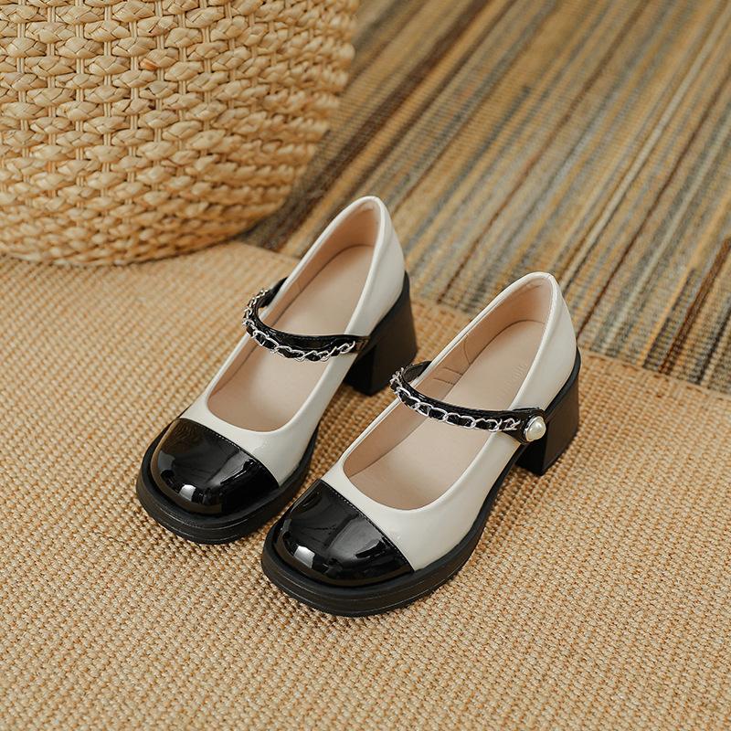 

Spring new light mouth retro Mary Jane small leather shoes thick heel color matching chain small high heel single shoes 34