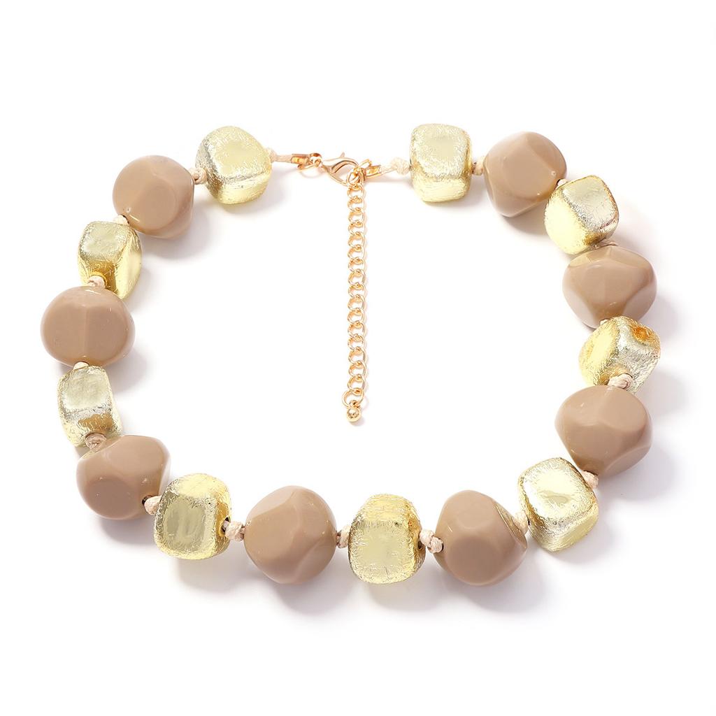 Simple, fresh and fashionable, versatile geometric resin beaded multi-color casual necklace, which can be worn in multiple layers for daily women