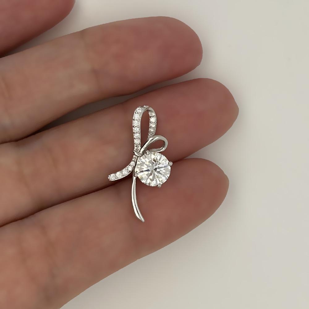 S925 Sterling Silver Bow Pendant with PT950 Plated 1 Carat D Color Moissanite Necklace for Women - Light Luxury.
