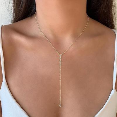Elegante Collana a Y con Nappa di Strass: Design Moderno con Diamanti Intarsiati per Donna