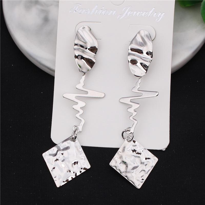 

New Rhombus Pendants Women s Earrings Metal Square Drop Crystal Dangle Earrings Exaggerated Wood Ear Zircon aretes de mujer