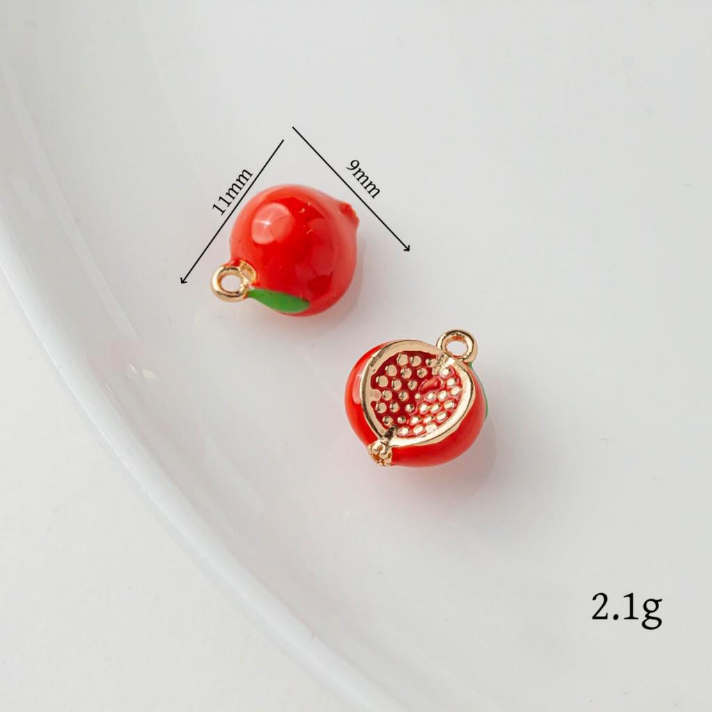2 PCs Brass Charms 18K Gold Plated Fruit Enamel Pomegranate Peach Strawberry Apple Pendants For DIY Necklace Jewelry Making