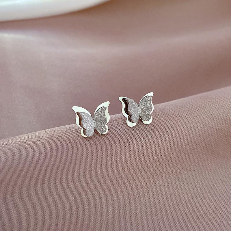 Butterfly Gold Foil Minimalist Stud Earrings Cold Men'S And Women'S Earrings Personality Temperament Banquet Earrings